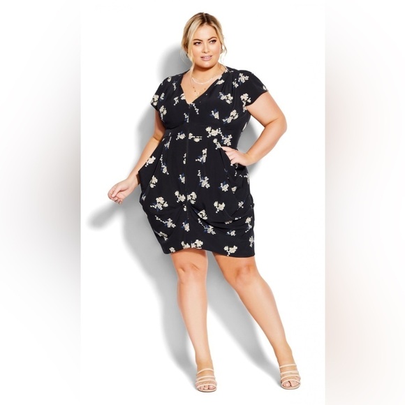 City Chic Demure Navy Floral Tunic Dress Size 22 NWT - Picture 1 of 10
